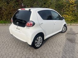 
										Toyota Aygo 1,0 VVT-i T2 Air 5d full									