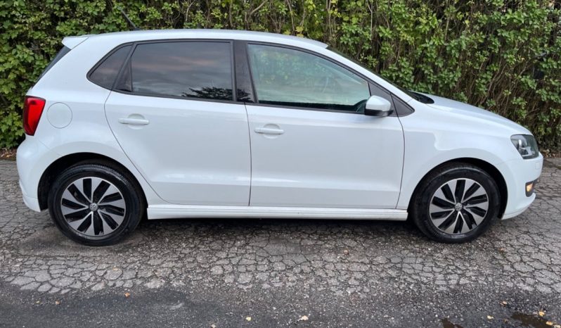 
								VW Polo 1,0 TSi 95 BlueMotion 5d full									