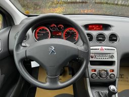 
										Peugeot 308 1,6 VTi Comfort+ 5d full									