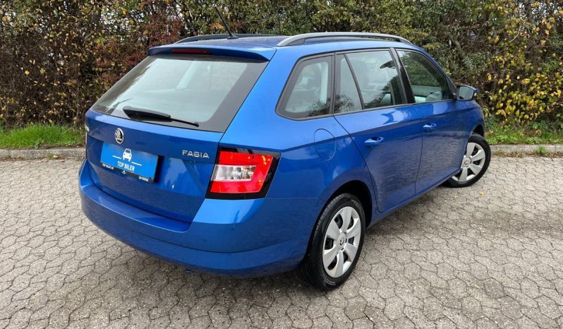 
								Skoda Fabia 1,2 TSi 110 Style Combi DSG 5d full									