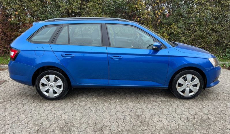 
								Skoda Fabia 1,2 TSi 110 Style Combi DSG 5d full									