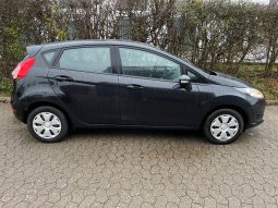 
										Ford Fiesta 1,0 SCTi 100 Titanium 5d full									