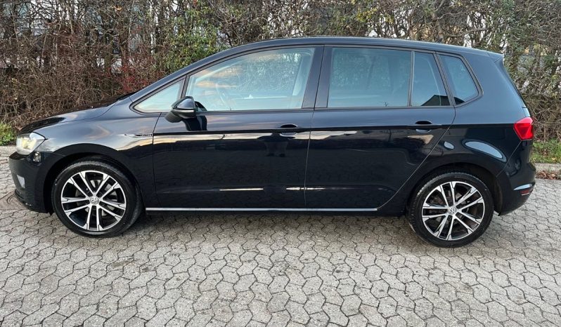 
								VW Golf Sportsvan 1,4 TSi 150 Highline DSG BMT 5d full									