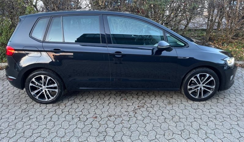 
								VW Golf Sportsvan 1,4 TSi 150 Highline DSG BMT 5d full									