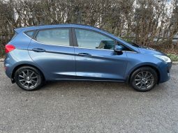 
										Ford Fiesta 1,0 EcoBoost mHEV Vignale 5d full									