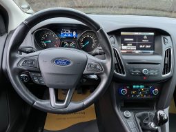 
										Ford Focus 1,0 SCTi 125 Titanium stc. 5d full									