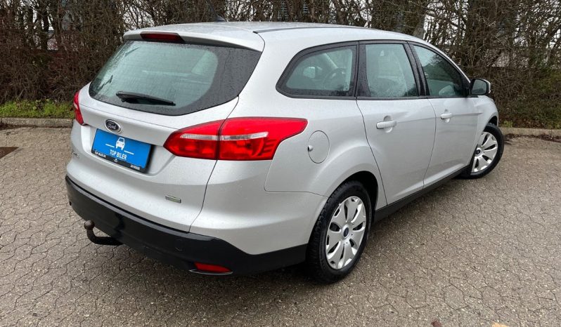 
								Ford Focus 1,0 SCTi 125 Titanium stc. 5d full									