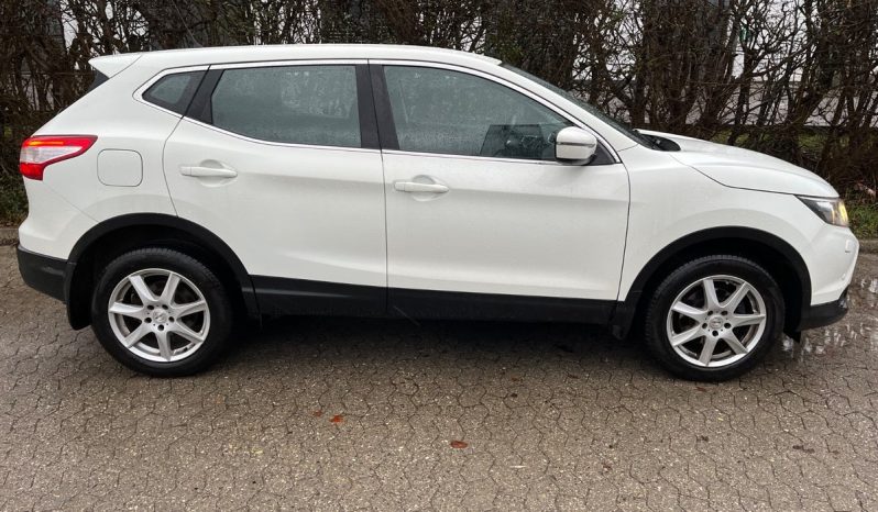 
								Nissan Qashqai 1,2 Dig-T 115 N-Tec X-tr. 5d full									