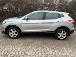 
										Nissan Qashqai 1,2 Dig-T 115 Visia 5d full									