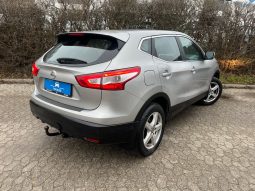 
										Nissan Qashqai 1,2 Dig-T 115 Visia 5d full									