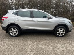 
										Nissan Qashqai 1,2 Dig-T 115 Visia 5d full									