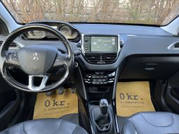 
										Peugeot 2008 1,2 e-THP 110 Style Sky 5d full									