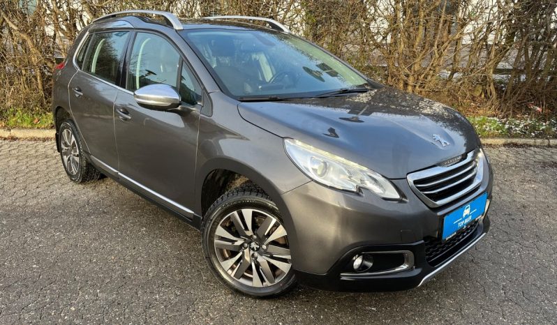 
								Peugeot 2008 1,2 e-THP 110 Style Sky 5d full									