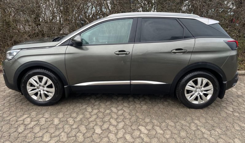 
								Peugeot 3008 1,2 e-THP 130 Allure 5d full									