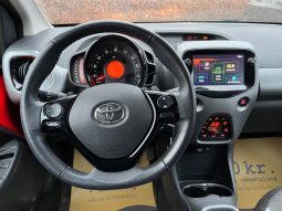 
										Toyota Aygo 1,0 VVT-i x-clusiv x-shift 5d full									