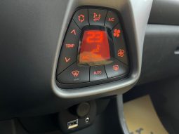 
										Toyota Aygo 1,0 VVT-i x-clusiv x-shift 5d full									