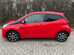 
										Toyota Aygo 1,0 VVT-i x-clusiv x-shift 5d full									