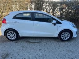 
										Kia Rio 1,2 CVVT Style 5d full									