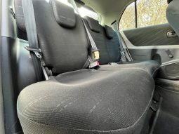 
										Toyota Yaris 1,3 Luna M/M 5d full									