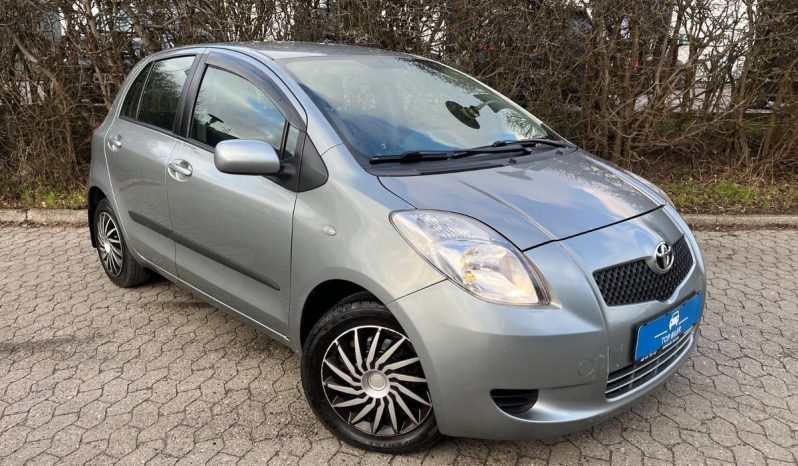 
								Toyota Yaris 1,3 Luna M/M 5d full									