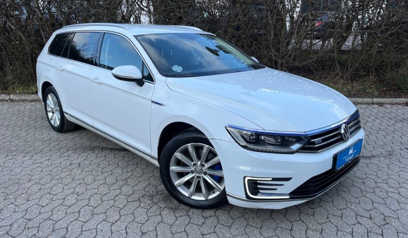 
								VW Passat 1,4 GTE Highline Variant DSG 5d full									