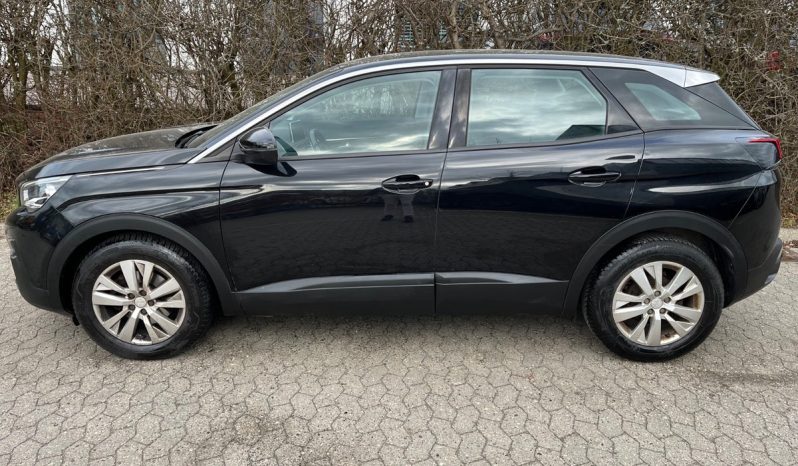 
								Peugeot 3008 1,2 e-THP 130 Allure 5d full									