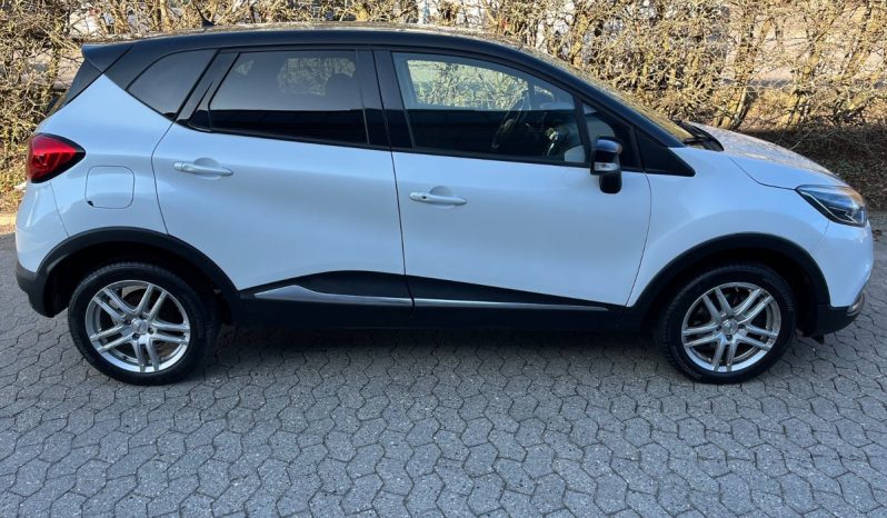 
								Renault Captur 1,2 TCe 120 Arctic EDC 5d full									