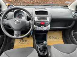 
										Toyota Aygo 1,0 VVT-i T3 5d full									