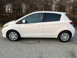 
										Toyota Yaris 1,0 VVT-i T2 Touch 5d full									